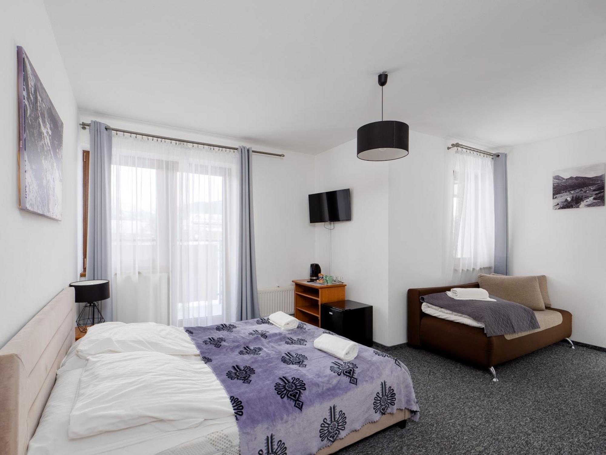 Villa 84 & Apartments Jacuzzi & Sauna ザコパネ エクステリア 写真